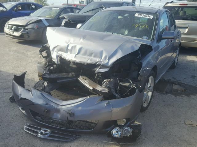 JM1BK143X61498692 - 2006 MAZDA 3 HATCHBAC GRAY photo 2