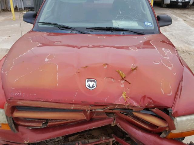 1B7GL22X61S351450 - 2001 DODGE DAKOTA RED photo 7