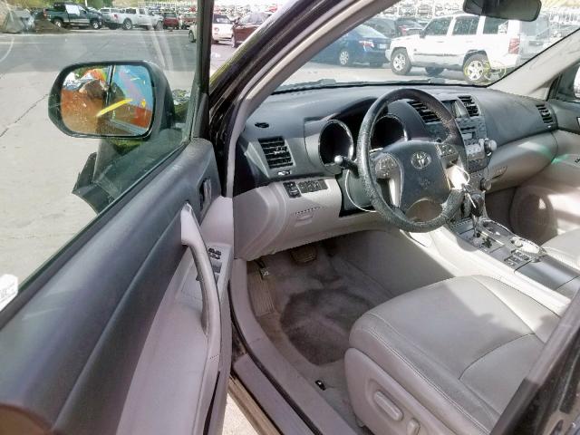 5TDJK3EH8AS040355 - 2010 TOYOTA HIGHLANDER BLACK photo 9