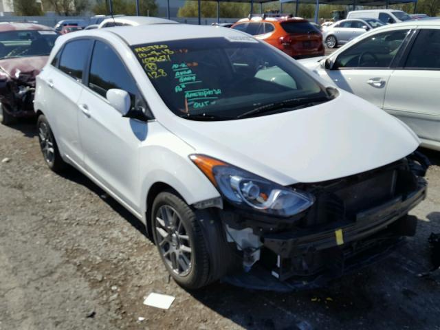 KMHD35LH7GU300317 - 2016 HYUNDAI ELANTRA GT WHITE photo 1