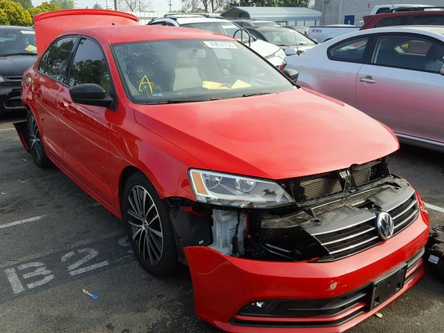 3VWD17AJ4GM369494 - 2016 VOLKSWAGEN JETTA SPOR RED photo 1