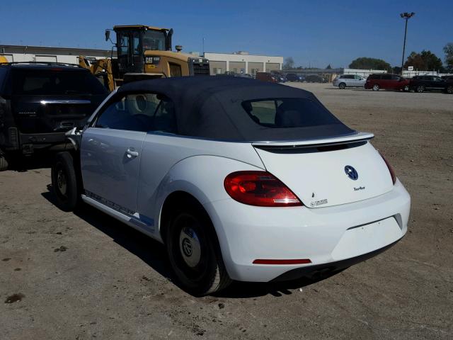 3VW517AT7GM810539 - 2016 VOLKSWAGEN BEETLE S/S WHITE photo 3