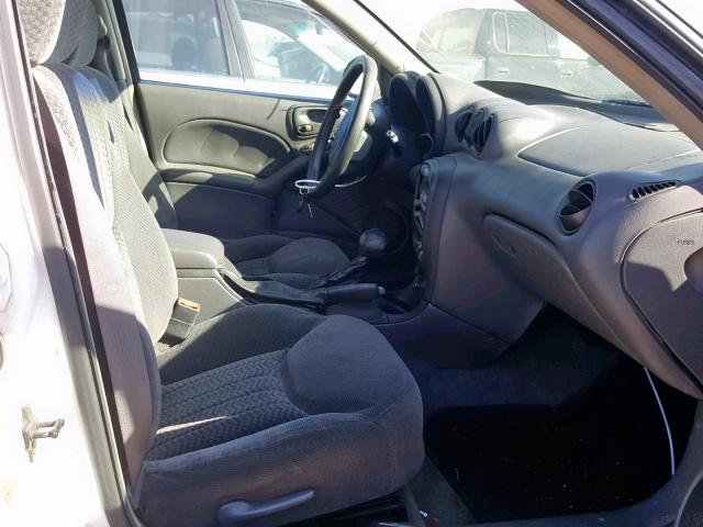 1G2NF52F02C118560 - 2002 PONTIAC GRAND AM S WHITE photo 5