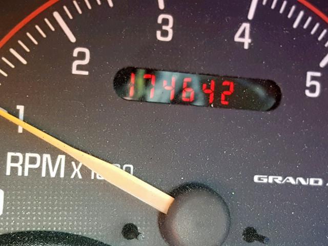 1G2NF52F02C118560 - 2002 PONTIAC GRAND AM S WHITE photo 8