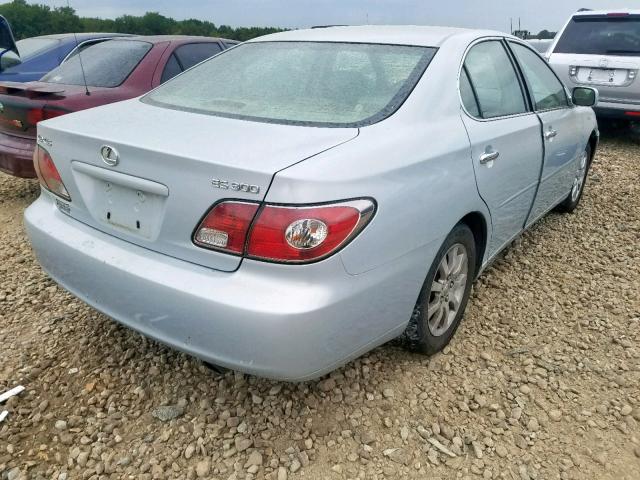 JTHBF30G920070426 - 2002 LEXUS ES 300 BLUE photo 4