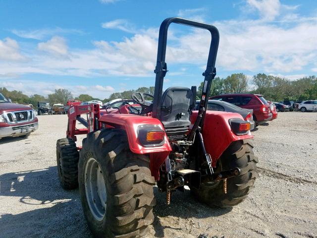 USMN2309 - 2013 MAHINDRA AND MAHINDRA TRACTOR RED photo 3