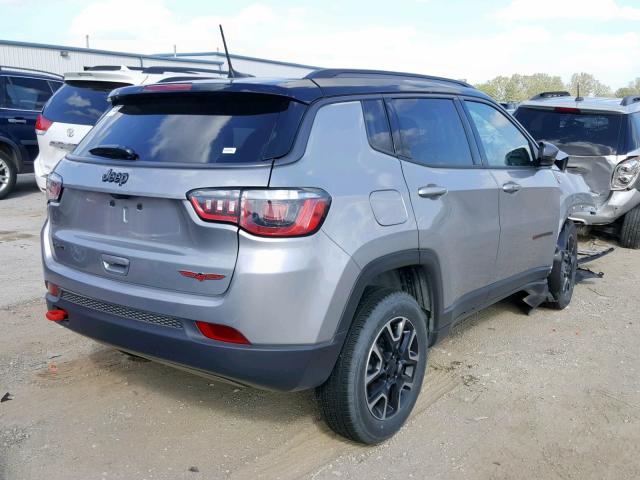 3C4NJDDB9KT723454 - 2019 JEEP COMPASS TR GRAY photo 4