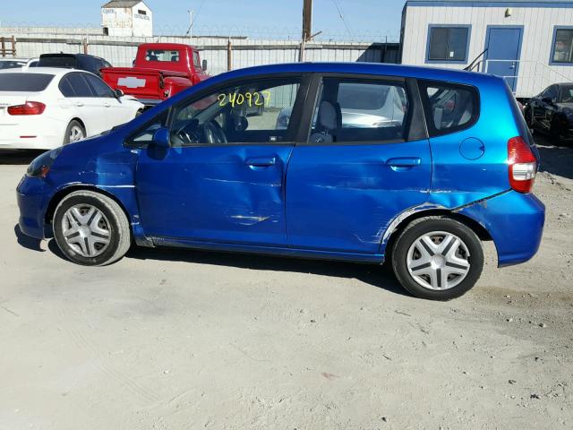 JHMGD38428S059898 - 2008 HONDA FIT BLUE photo 9