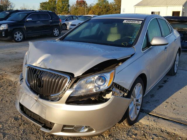 1G4PR5SK3C4150886 - 2012 BUICK VERANO CON SILVER photo 2