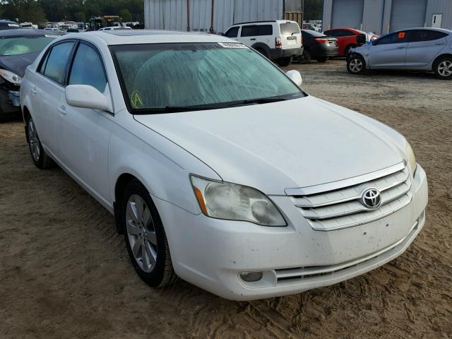 4T1BK36B85U026693 - 2005 TOYOTA AVALON XL WHITE photo 1