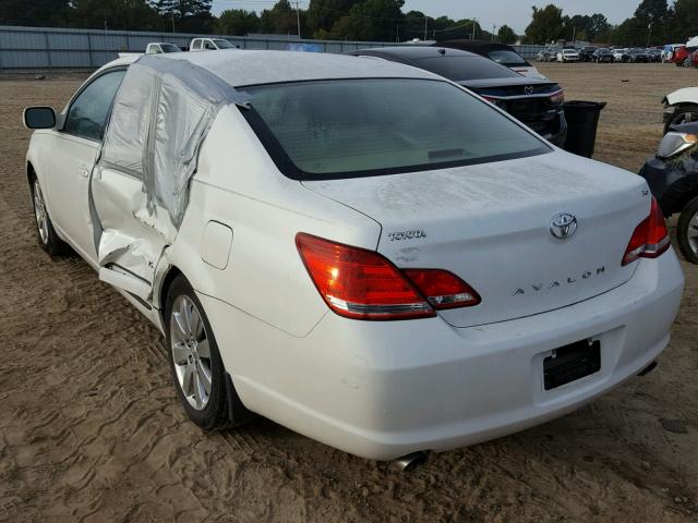 4T1BK36B85U026693 - 2005 TOYOTA AVALON XL WHITE photo 3