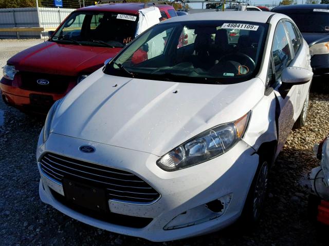 3FADP4AJ9GM166624 - 2016 FORD FIESTA S WHITE photo 2