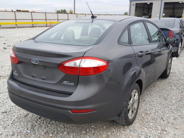 3FADP4BJ8FM224560 - 2015 FORD FIESTA SE GRAY photo 4