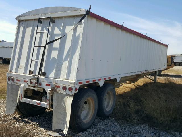 1C912382X3S770084 - 2003 UTILIMASTER TRAILER WHITE photo 4