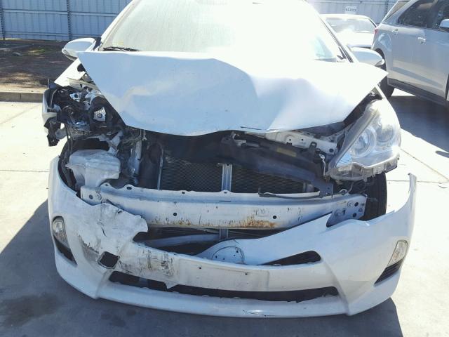 JTDKDTB36D1535470 - 2013 TOYOTA PRIUS C WHITE photo 7