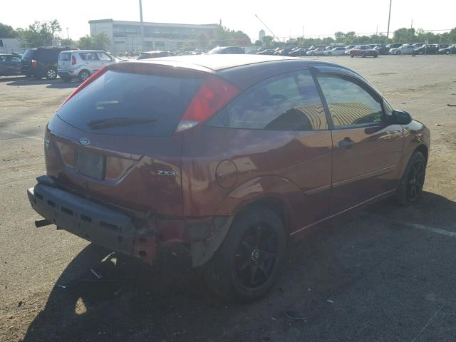 1FAHP31N16W214114 - 2006 FORD FOCUS ZX3 RED photo 4