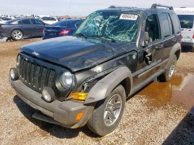 1J4GL38K65W616667 - 2005 JEEP LIBERTY RE GRAY photo 2