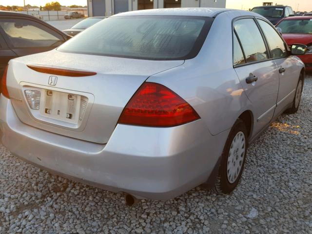 1HGCM56106A055423 - 2006 HONDA ACCORD VAL SILVER photo 4