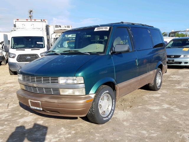 1GNDM19W3YB140196 - 2000 CHEVROLET ASTRO GREEN photo 2