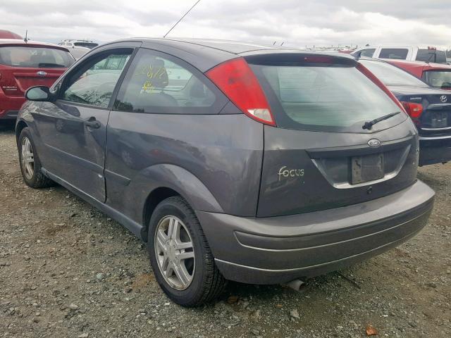 3FAFP31322R160678 - 2002 FORD FOCUS ZX3 GRAY photo 3