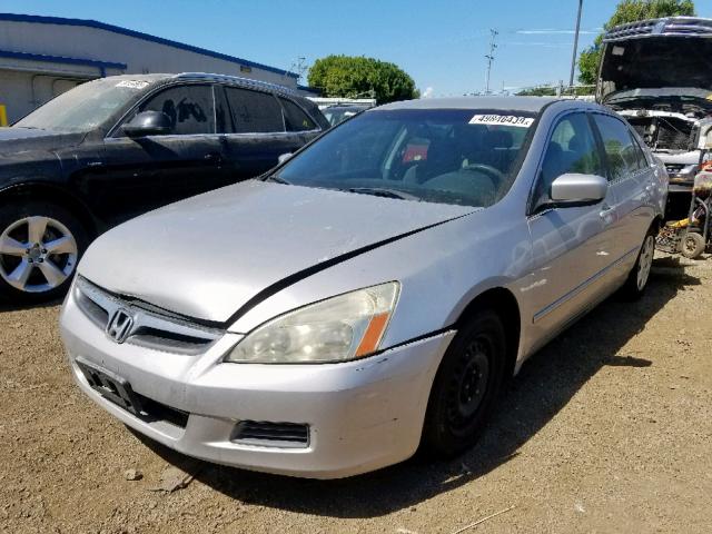 1HGCM56476A115689 - 2006 HONDA ACCORD LX SILVER photo 2