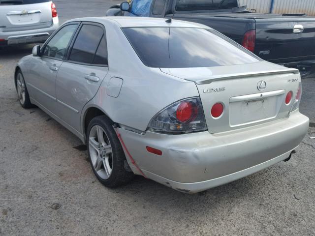 JTHBD192340082298 - 2004 LEXUS IS 300 GRAY photo 3