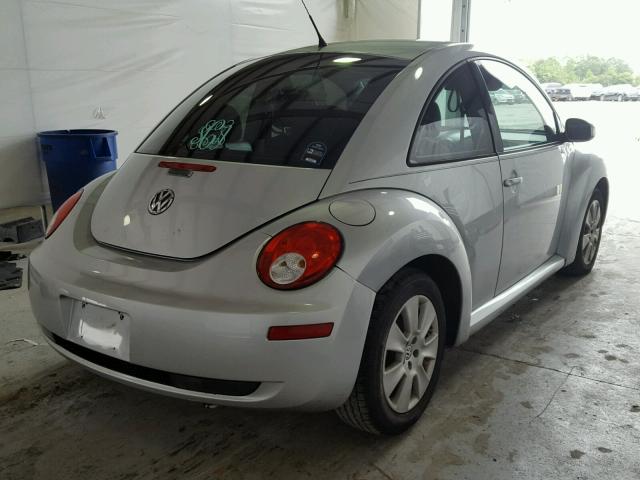 3VWPW31C68M507868 - 2008 VOLKSWAGEN NEW BEETLE 银色 照片 4
