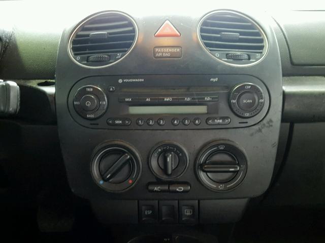 3VWPW31C68M507868 - 2008 VOLKSWAGEN NEW BEETLE 银色 照片 9