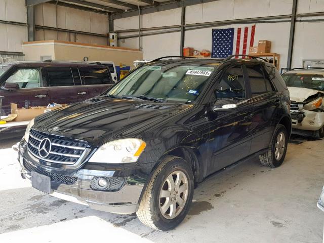 4JGBB86E67A212132 - 2007 MERCEDES-BENZ ML 350 BLACK photo 2