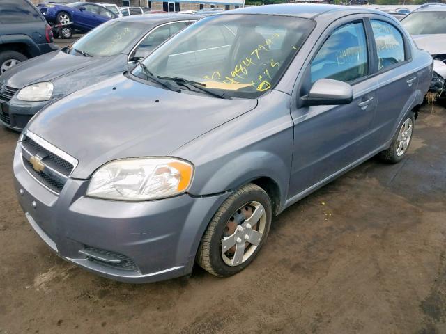 KL1TD5DE8AB106326 - 2010 CHEVROLET AVEO LS CHARCOAL photo 2