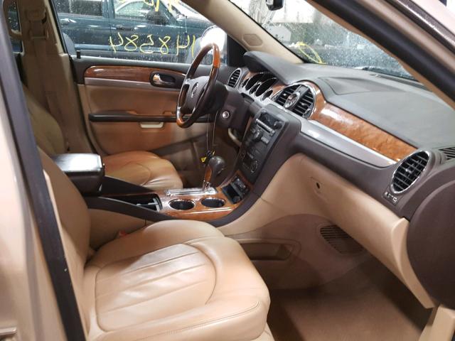 5GAKVDED5CJ108952 - 2012 BUICK ENCLAVE CREAM photo 5