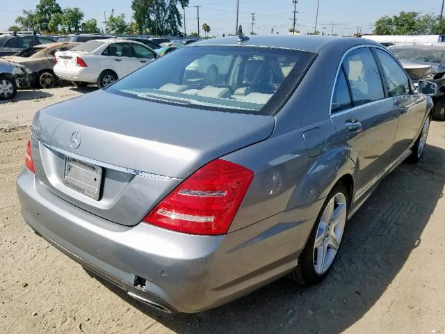 WDDNG7BBXAA328522 - 2010 MERCEDES-BENZ S 550 GRAY photo 4