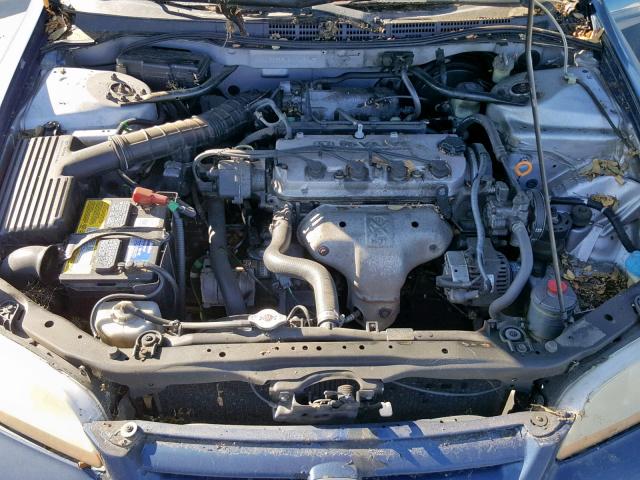 1HGCF85421A142045 - 2001 HONDA ACCORD DX BLUE photo 7