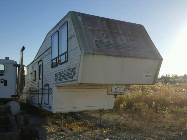 1UJCJ02R9JHC0168 - 1988 JAYCO 5TH WHEEL WHITE photo 1