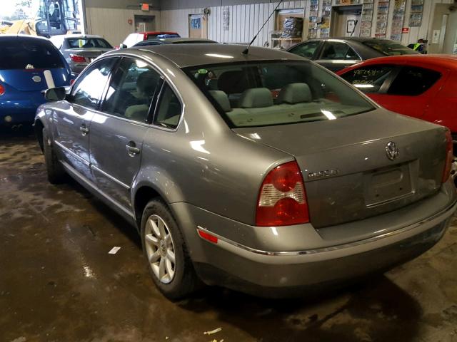 WVWPD63B04E064714 - 2004 VOLKSWAGEN PASSAT GLS SILVER photo 3