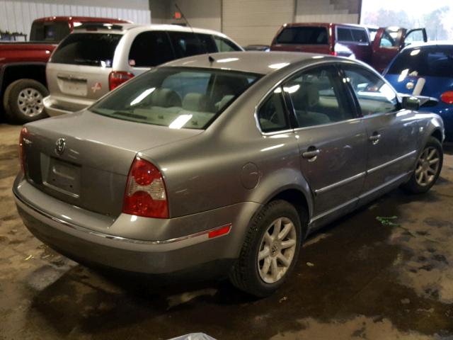 WVWPD63B04E064714 - 2004 VOLKSWAGEN PASSAT GLS SILVER photo 4