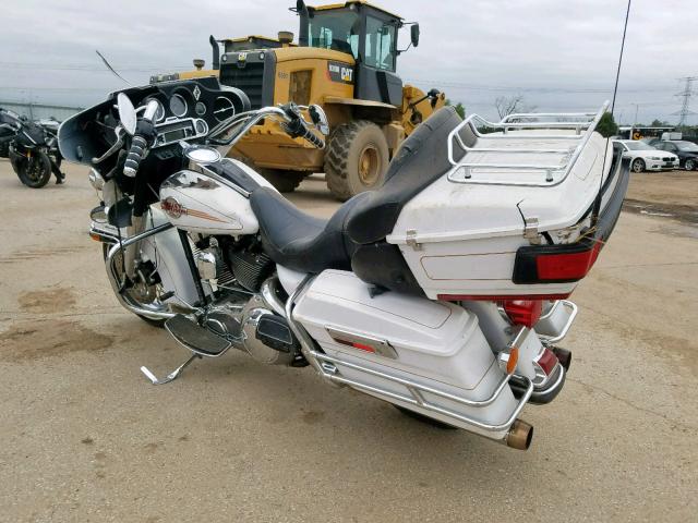 1HD1FC4137Y710592 - 2007 HARLEY-DAVIDSON FLHTCUI SILVER photo 3