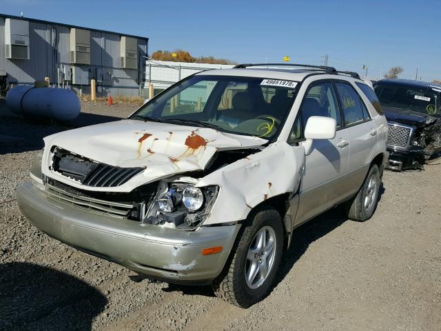 JT6GF10U6Y0067887 - 2000 LEXUS RX 300 CREAM photo 2