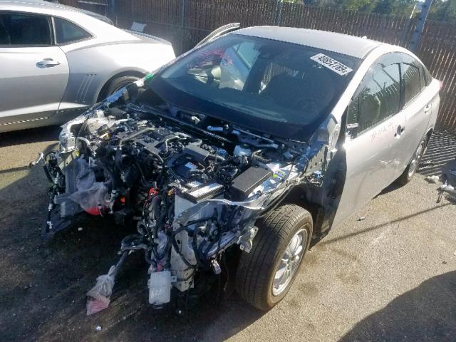 JTDKARFP0H3065861 - 2017 TOYOTA PRIUS PRIM 银色 照片 2