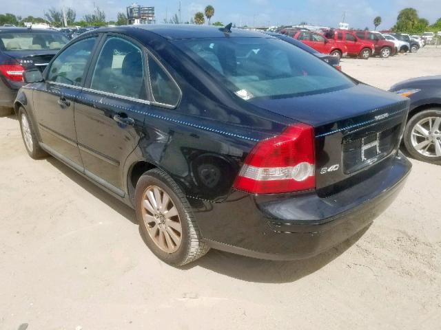 YV1MS382752069017 - 2005 VOLVO S40 2.4I BLACK photo 3