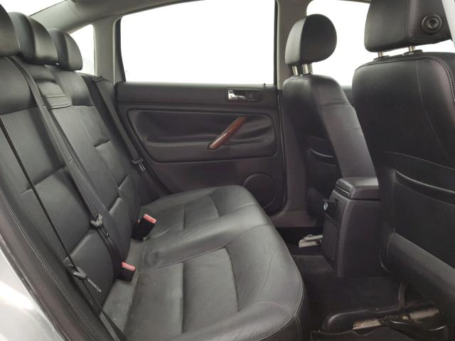 WVWRH63B64P101220 - 2004 VOLKSWAGEN PASSAT GLX 银色 照片 6