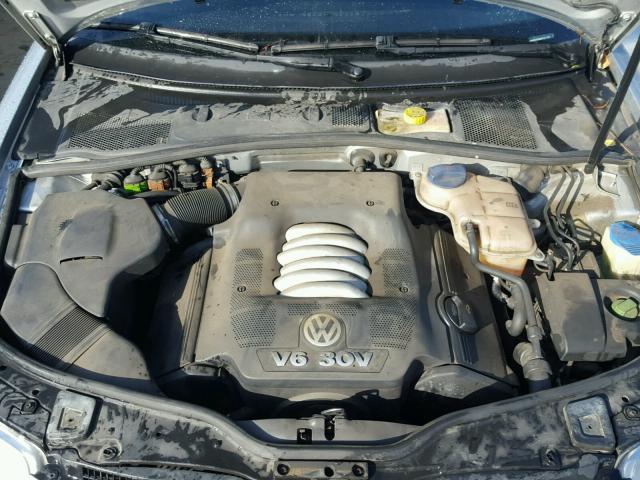 WVWRH63B64P101220 - 2004 VOLKSWAGEN PASSAT GLX 银色 照片 7
