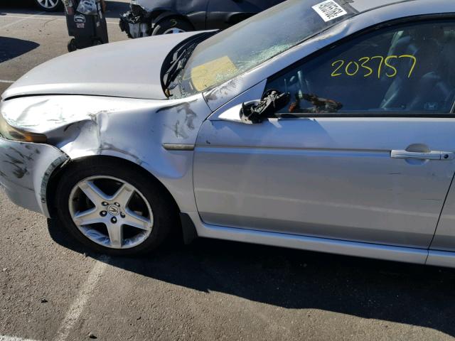 19UUA66274A042970 - 2004 ACURA TL SILVER photo 9