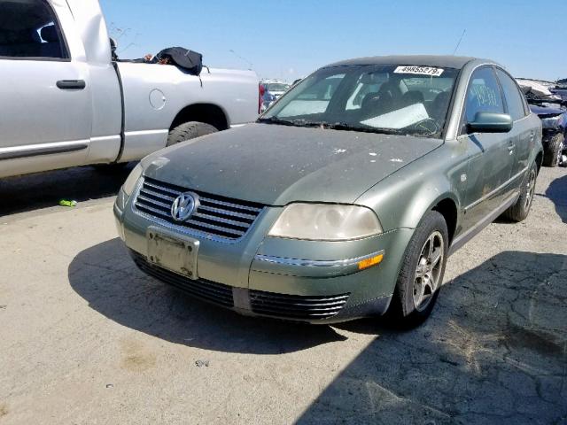 WVWMD63B63P273901 - 2003 VOLKSWAGEN PASSAT GL GREEN photo 2