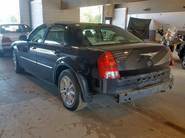 2C3KA53G77H659280 - 2007 CHRYSLER 300 TOURIN BLACK photo 3