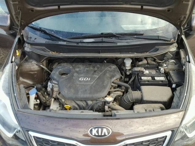 KNADN4A37D6172884 - 2013 KIA RIO EX BROWN photo 7