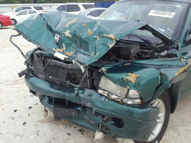 1B4HR48N62F208252 - 2002 DODGE DURANGO SL GREEN photo 9