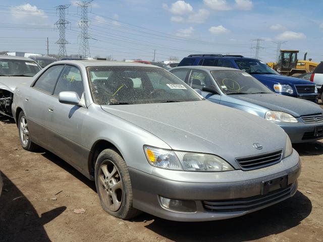 JT8BF28G810331350 - 2001 LEXUS ES 300 SILVER photo 1