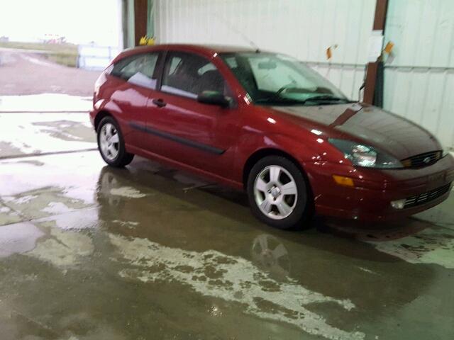 3FAFP313X3R105154 - 2003 FORD FOCUS ZX3 RED photo 1