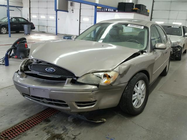 1FAFP56U37A141054 - 2007 FORD TAURUS SEL BEIGE photo 2